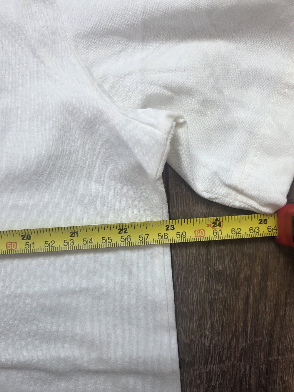 FARM Rio White Graphic Short Sleeve Tee with Tropical Bird Print - Picture 8 of 9